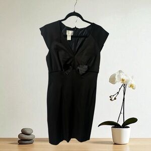 Donna Morgan Black Sheath Mini Dress V-Neck Sleeveless